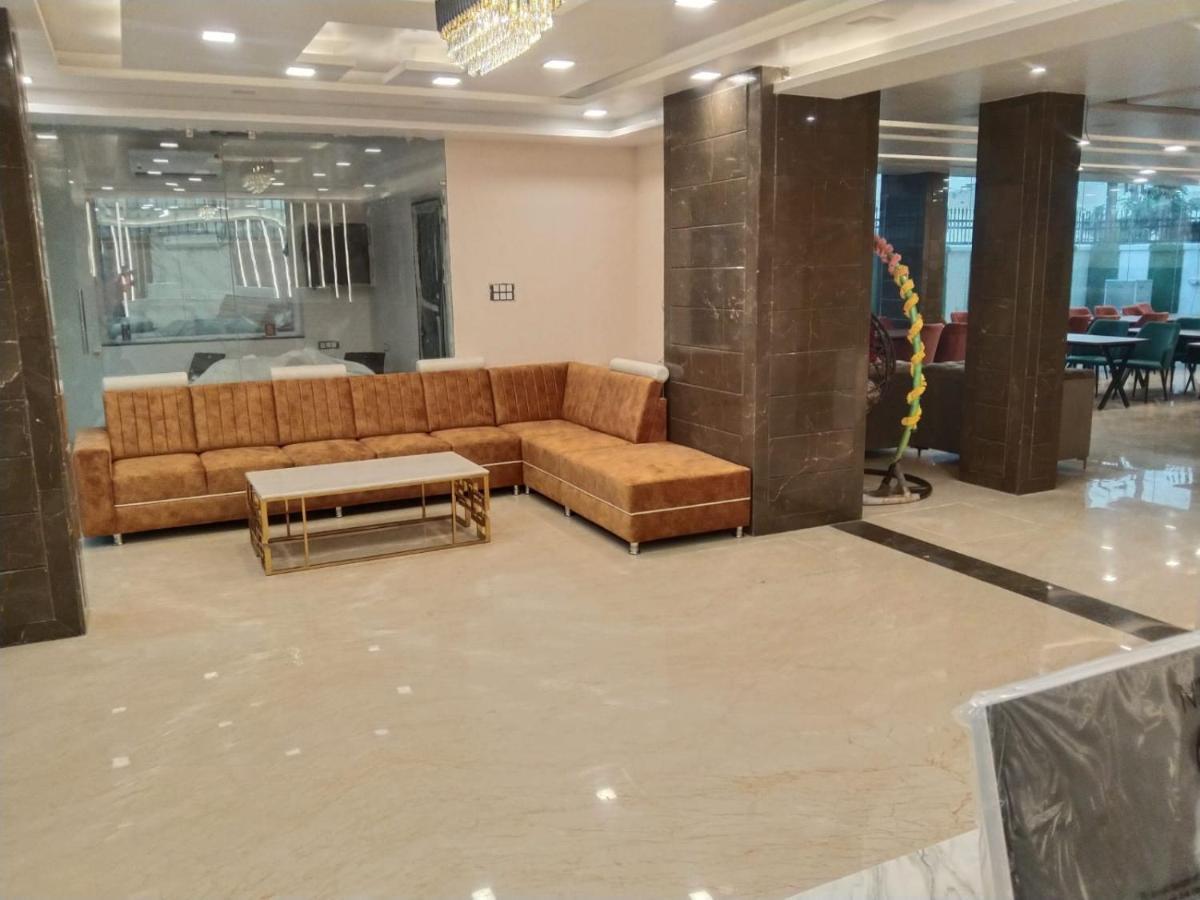 Hotel Vivaan Regency Haridwār Buitenkant foto