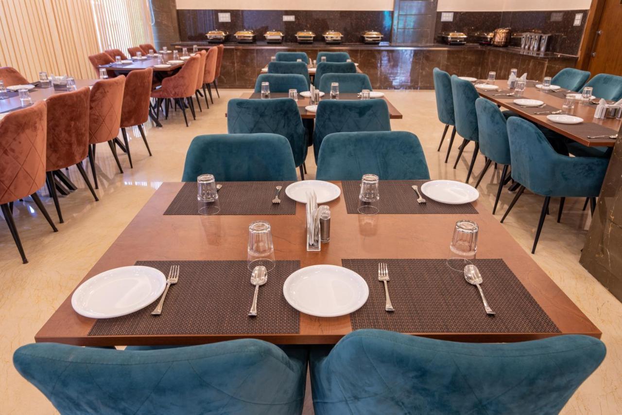 Hotel Vivaan Regency Haridwār Buitenkant foto